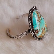 Load image into Gallery viewer, Turquoise & Sterling Silver Bracelet
