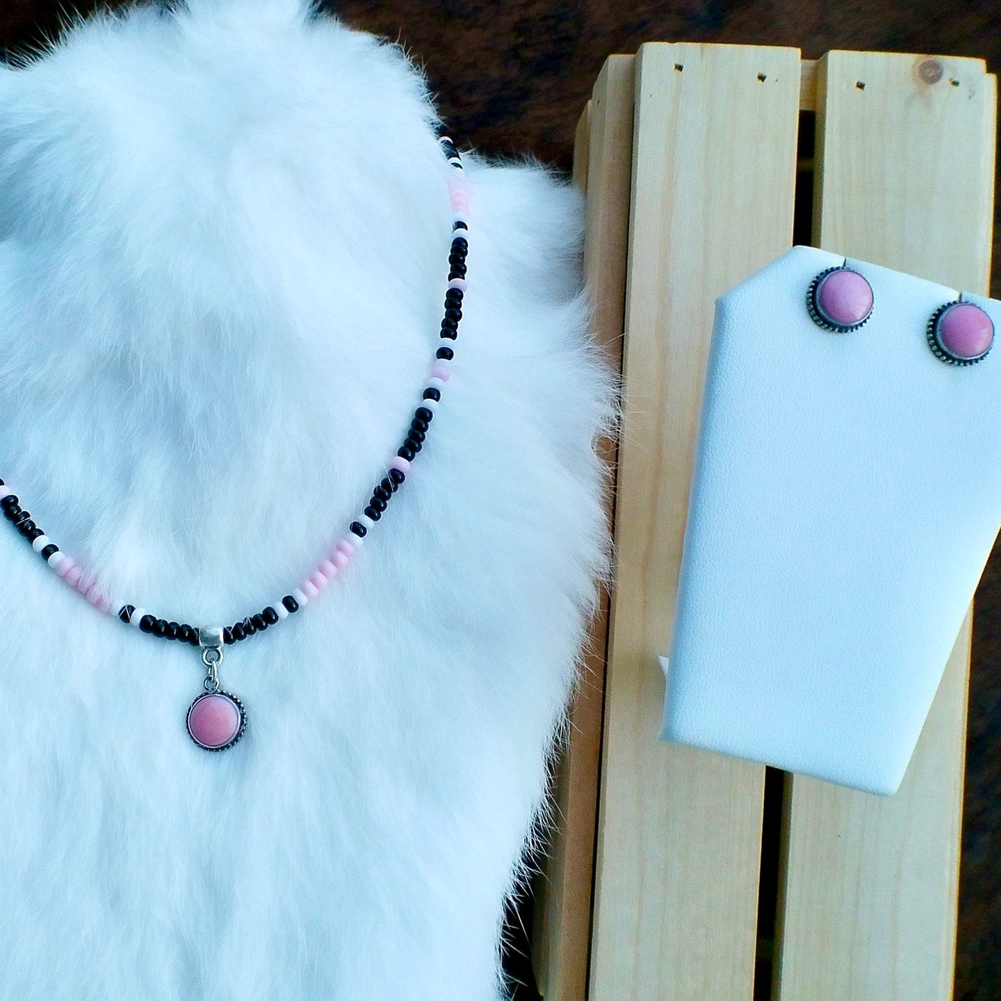 Queen Conch Earring & Necklace Set