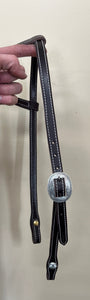 Single sliding ear-single Brooks buckle