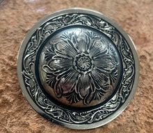 Load image into Gallery viewer, 2" CONCHO WITH SINGLE CHICAGO SCREW (BORDER 2)