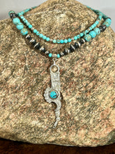 Load image into Gallery viewer, Arizona Turquoise &amp; Navajo Pearl Necklace – Bit Pendant