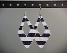 Load image into Gallery viewer, Diamond Striped Faux Leather Earrings