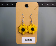 Load image into Gallery viewer, Sunflower Polymer Clay Earrings