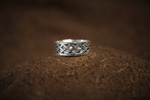 Sterling Silver Filigree Pattern Ring