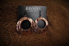 Load image into Gallery viewer, Textured Circle Copper Earrings