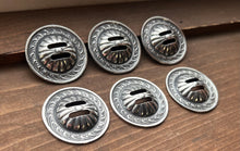 Load image into Gallery viewer, 1 1/2&quot; SLOT CONCHOS FLUTED CENTER